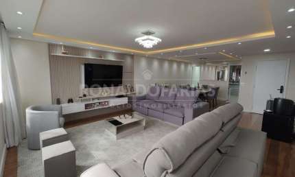 Apartamento para Venda com 3 suítes no Condomínio Green Village de 180 m² na cidade Dutra!