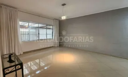 Casa à venda com 3 dormitórios suítes e 3 vagas de garagem em jardim dos lagos