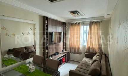 Apartamento à Venda em Condomínio Dez Guarapiranga 45m² com 2 dormitórios