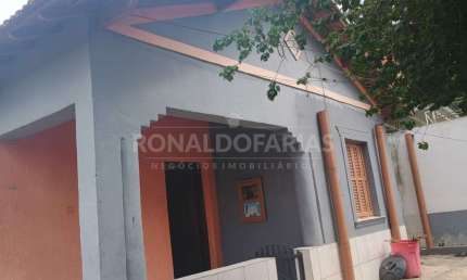 CASA  COM 4 DORMITÓRIOS, 2 BANHEIROS SAL, COZINHA  ÁREA DE SERVIÇO,  ÓTIMA LOCALIZAÇÃO