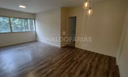 Apartamento a venda com 03 dormitorios sendo 01 suite na regiao do Jardim Marajoara