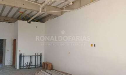 SALAO COMERCIAL PARA LOCAÇÃO NA CIDADE DUTRA ÓTIMA LOCALIZAÇÃO