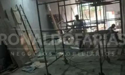 Galpão comercial - Jd Suzana - 150 m² pé direito alto