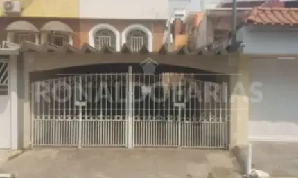 Sobrado a venda com 3 dorm e  2 vagas Região Socorro