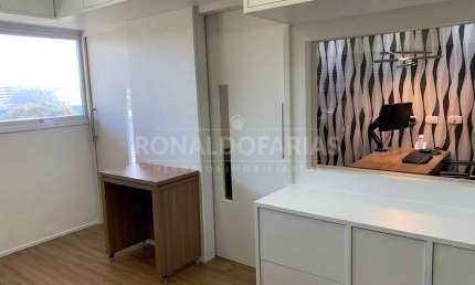 Conjunto comercial a venda com 76,59 ,area total distribuidos em 36,59m de area comum com 40,05 area