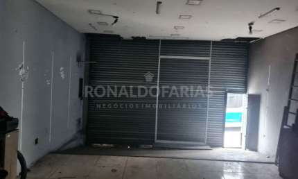 Prédio Comercial a Venda, na Belmira Marin localizado no início da avenida
