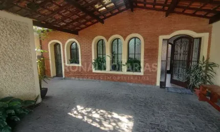 Sobrado a venda com 217 m² ,03 dormitorios na regiao de interlagos