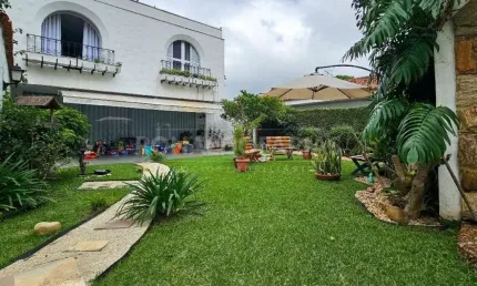 Casa a venda no bolsao de interlagos com 5 dormitorios 2 suites e 4 vagas de garagem