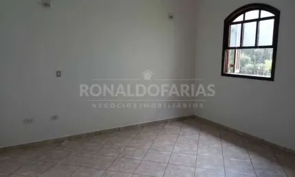 Casa térrea  à venda na região da cidade dutra com 3 dormitórios