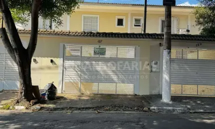 Casa térrea na região do campo grande com 3 dormitórios