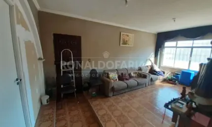 sobrado a venda 3 dorm. e 500 m² de terreno - Região do Jardim Shangrila