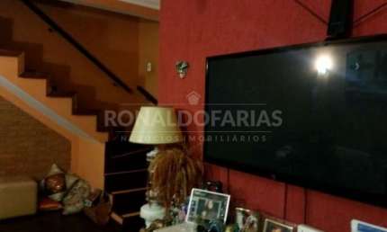 Sobrado a venda com 02 dormitórios na região de Interlagos.