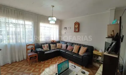 Casa térrea à venda com 3 dormitórios e 1vagas de garagem na região de Campo Grande