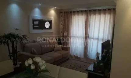 Apartamento a venda com 03 dormitórios sendo 01 suíte no Campo Grande