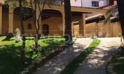 Casa à venda no bairro de interlagos bolsão com 5 dormitórios 2 suítes e 5 vagas de garagem