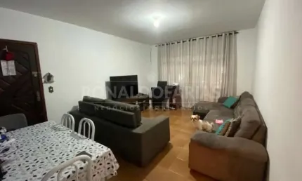 Casa térrea a venda na cidade dutra com 2 dormitórios e suíte