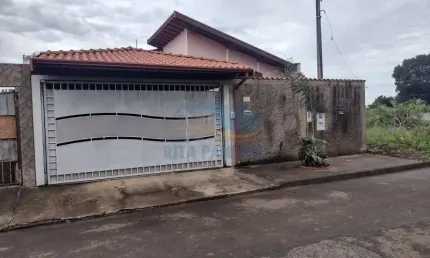 Casa com 2 quartos à venda na Vila Santa Fé, Pirassununga 