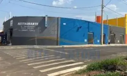 Sala comercial à venda no Santa Felicidade, Cajuru 