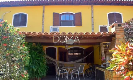 Casa em Condomínio com área de lazer e portaria 24h