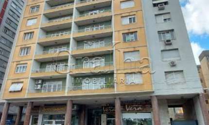Apartamento com 3 quartos à venda na Avenida Independência, 98, Independência, Porto Alegre por R$ 590.000