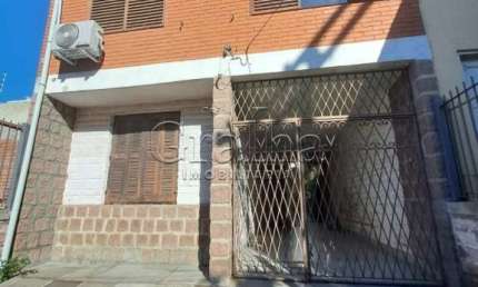Casa com 3 quartos à venda na Rua Gomes Jardim, 819, Santana, Porto Alegre por R$ 850.000