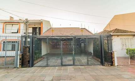 Casa com 4 quartos à venda na Rua Veríssimo Rosa, 240, Partenon, Porto Alegre por R$ 1.300.000