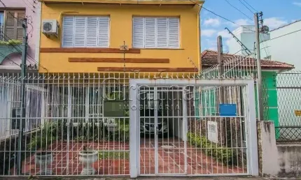 Casa com 4 quartos à venda na rua são francisco, 724, santana, porto alegre por r$ 860.000