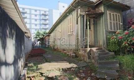 Terreno à venda na Avenida Mariland, 1145, Mont Serrat, Porto Alegre por R$ 850.000