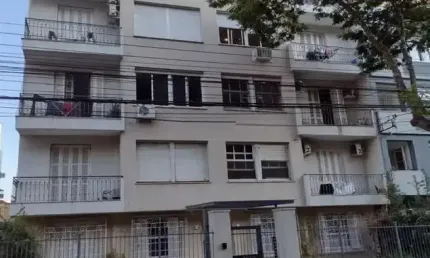 Apartamento com 2 quartos à venda na Rua Coronel Fernando Machado, 723, Centro Histórico, Porto Alegre por R$ 275.000
