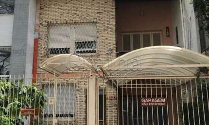 Terreno à venda na Avenida Taquara, 428, Petrópolis, Porto Alegre por R$ 1.900.000