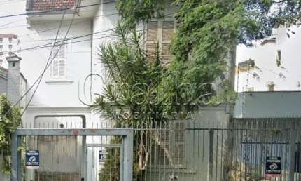 Terreno à venda na Rua João Abbott, 529, Petrópolis, Porto Alegre por R$ 2.150.000