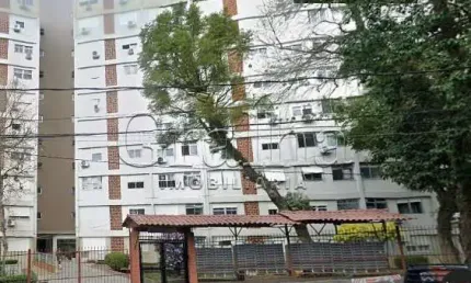 Apartamento com 2 quartos à venda na Rua Moyses Antunes da Cunha, 55, Santo Antônio, Porto Alegre por R$ 290.000