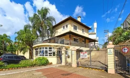 Casa em condomínio fechado com 2 quartos à venda na Avenida da Cavalhada, 4995, Cavalhada, Porto Alegre por R$ 409.000