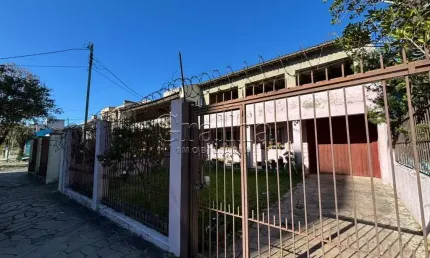 Casa com 3 quartos à venda na rua monteiro lobato, 323, partenon, porto alegre por r$ 680.000
