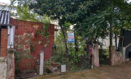 Terreno à venda na Rua Anita Garibaldi, 387, Mont Serrat, Porto Alegre por R$ 800.000