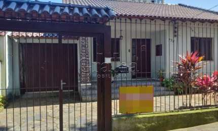 Casa com 3 quartos à venda na Rua Veríssimo Rosa, 776, Jardim Botânico, Porto Alegre por R$ 769.000