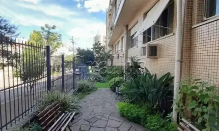 Apartamento com 2 quartos à venda na rua dona leonor, 154, rio branco, porto alegre por r$ 400.000