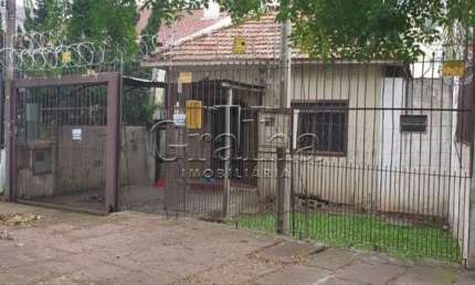 Casa com 3 quartos à venda na Rua São Francisco, 1022, Santana, Porto Alegre por R$ 320.000
