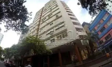 Apartamento com 2 quartos à venda na Rua Duque de Caxias, 1594, Centro Histórico, Porto Alegre por R$ 480.000