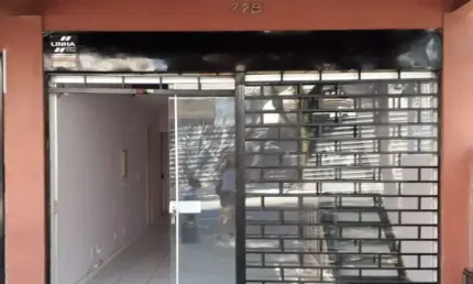 Ponto comercial à venda na Rua Câncio Gomes, 774, Floresta, Porto Alegre por R$ 430.000