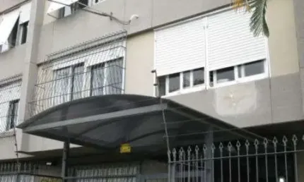 Apartamento com 3 quartos à venda na Rua Antenor Lemos, 174, Menino Deus, Porto Alegre por R$ 480.000