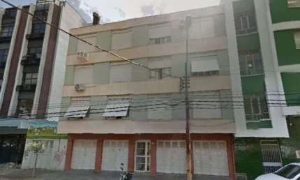 Apartamento com 3 quartos à venda na Rua Washington Luiz, 608, Centro Histórico, Porto Alegre por R$ 394.000
