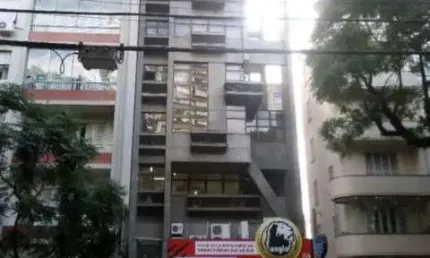 Sala comercial à venda na rua vinte e quatro de outubro, 20, independência, porto alegre por r$ 370.000