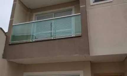 SOBRADO NOVO  LINDO A VENDA PRÓXIMO A AV. ENGENHEIRO CAETANO ÁLVARES !!!