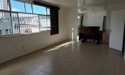Apto. 04 Quartos 150m2 Àrea Privativa - Segunda Quadra - Icarai