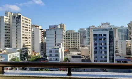 Vende-se Apto. 02 Quartos, Suite, Garagem Escritura