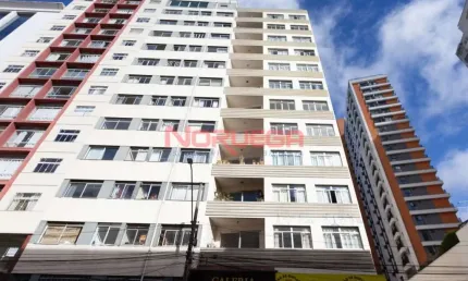 Imóvel Residencial de 3 Quartos à Venda no Centro de Curitiba-PR: 88,50 m², 2 Salas e 2 Banheiros
