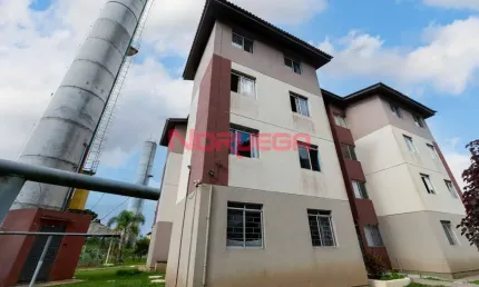 Aluguel de Apartamento em Santa Cândida, Curitiba-PR: 2 Quartos, 1 Sala, 1 Banheiro, 1 Vaga de Garagem.