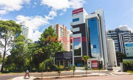 Sala comercial com 1 sala para alugar na Rua João Nicco, 126, Mossunguê, Curitiba