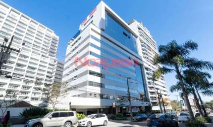Sala Comercial de 41,26m² na Vila Izabel, Curitiba-PR: Oportunidade Imperdível de Investimento!